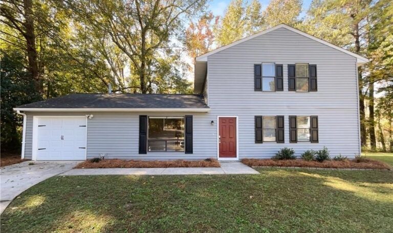 Nature-Friendly Family Houses Clone